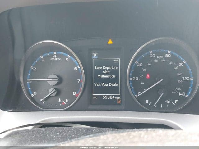 2018 TOYOTA RAV4 LE 7