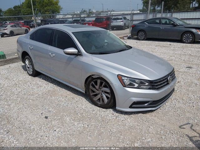 2018 VOLKSWAGEN PASSAT 2.0T SE 1