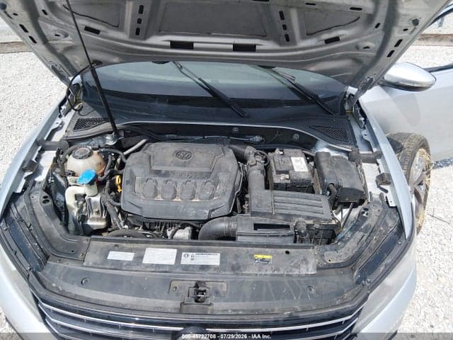 2018 VOLKSWAGEN PASSAT 2.0T SE 10