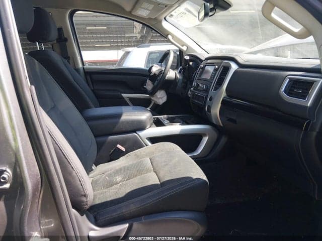 2018 NISSAN TITAN SV 5
