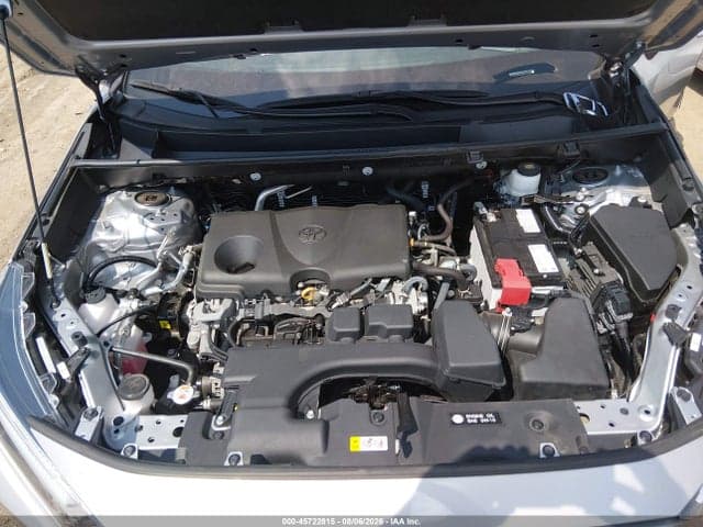 2024 TOYOTA RAV4 XLE 10