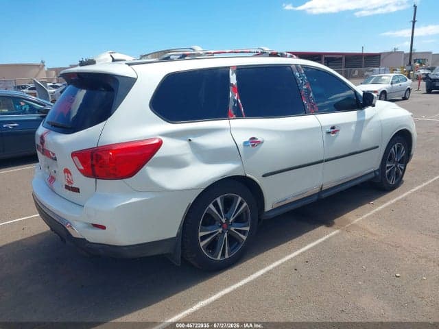2017 NISSAN PATHFINDER PLATINUM 4