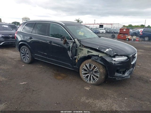2022 VOLVO XC90 T6 MOMENTUM 6 PASSENGER