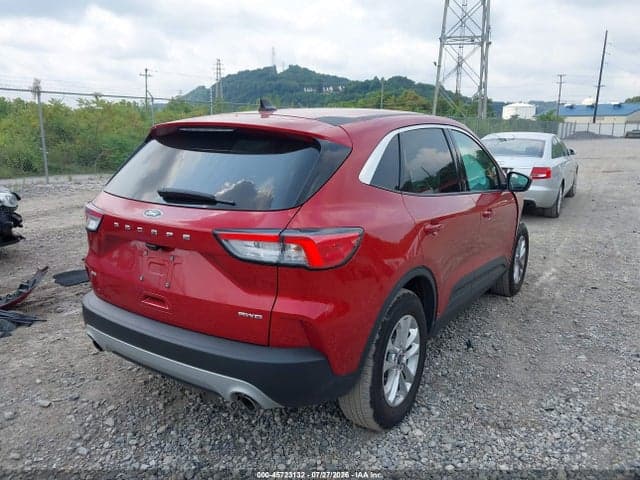 2020 FORD ESCAPE SE 4