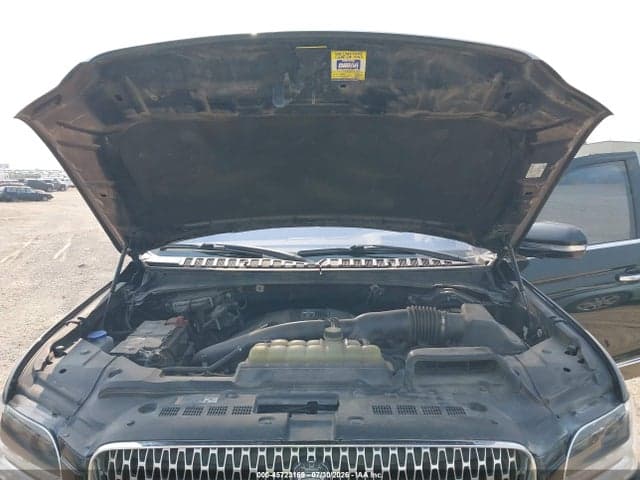 2019 LINCOLN NAVIGATOR L RESERVE 10