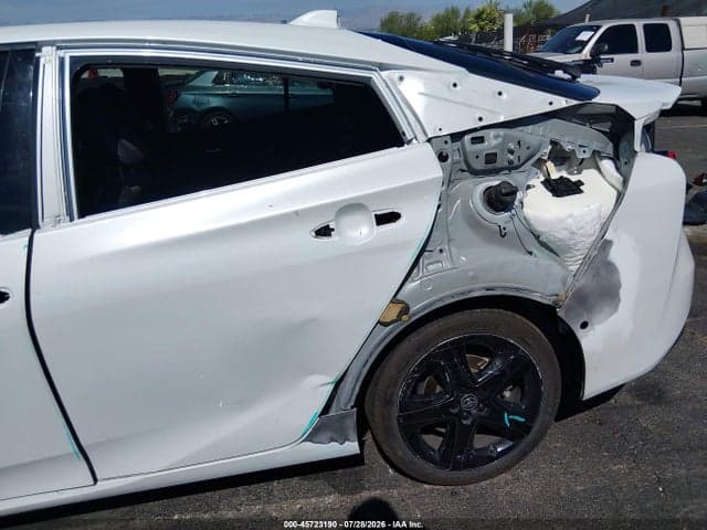 2021 TOYOTA PRIUS 2020 EDITION 6
