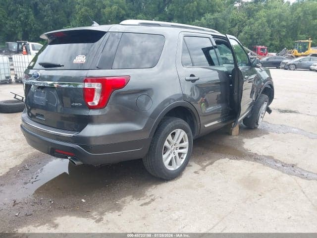 2018 FORD EXPLORER XLT 4