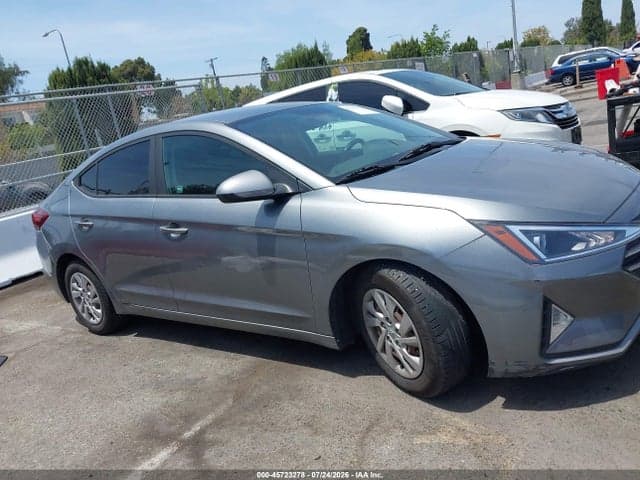2019 HYUNDAI ELANTRA SE 13