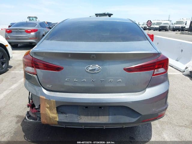 2019 HYUNDAI ELANTRA SE 16