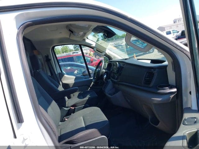 2022 FORD TRANSIT-250 5
