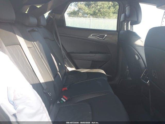 2025 KIA SPORTAGE X-LINE 8