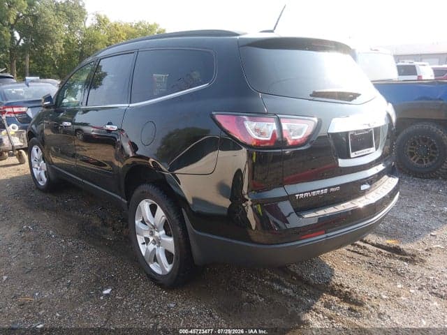 2017 CHEVROLET TRAVERSE LT 3