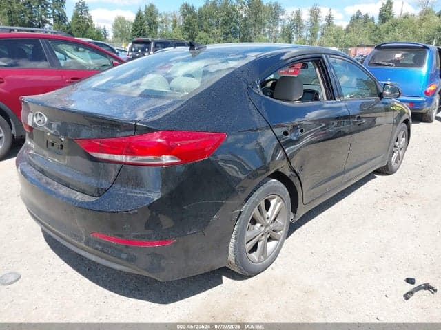 2017 HYUNDAI ELANTRA SE 4