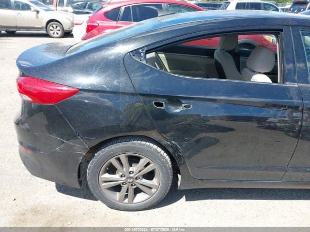 2017 HYUNDAI ELANTRA SE 6