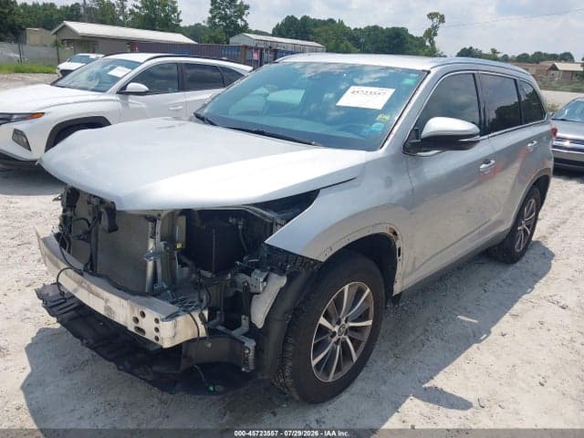 2019 TOYOTA HIGHLANDER XLE 2