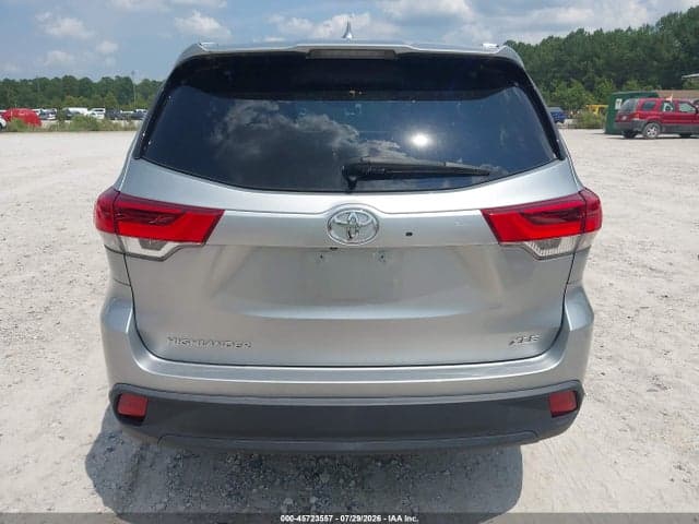 2019 TOYOTA HIGHLANDER XLE 16