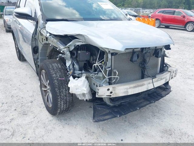 2019 TOYOTA HIGHLANDER XLE 6