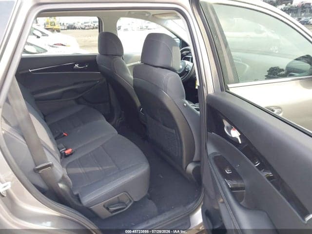 2017 KIA SORENTO 2.4L L 8
