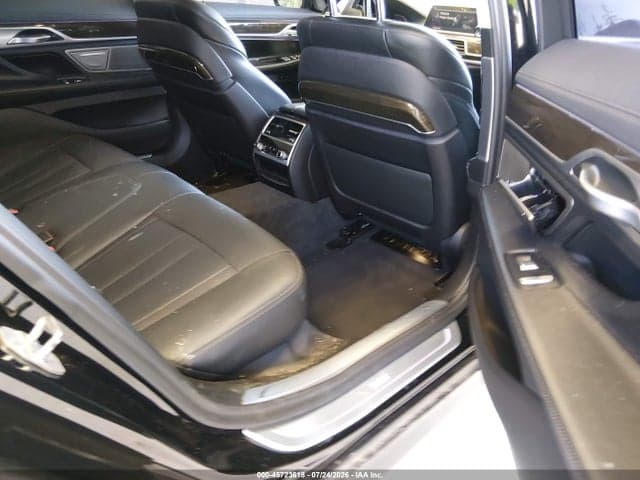 2020 BMW 740I XDRIVE 8