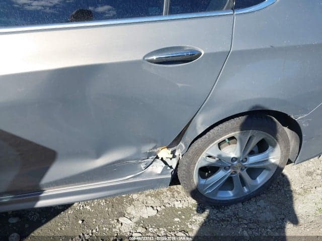 2018 CHEVROLET CRUZE PREMIER AUTO 6