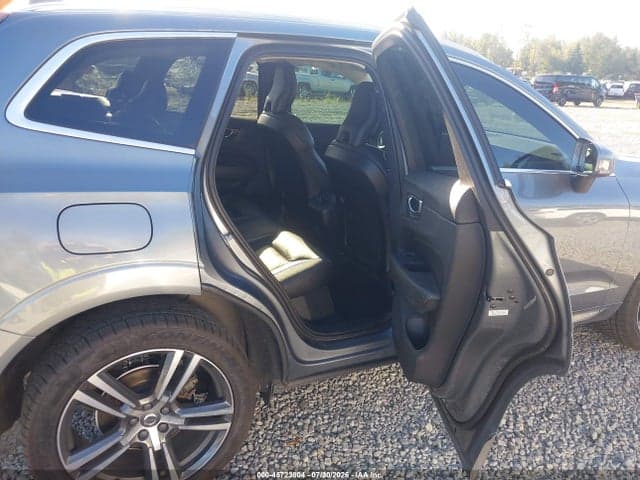 2019 VOLVO XC60 T5 MOMENTUM 8