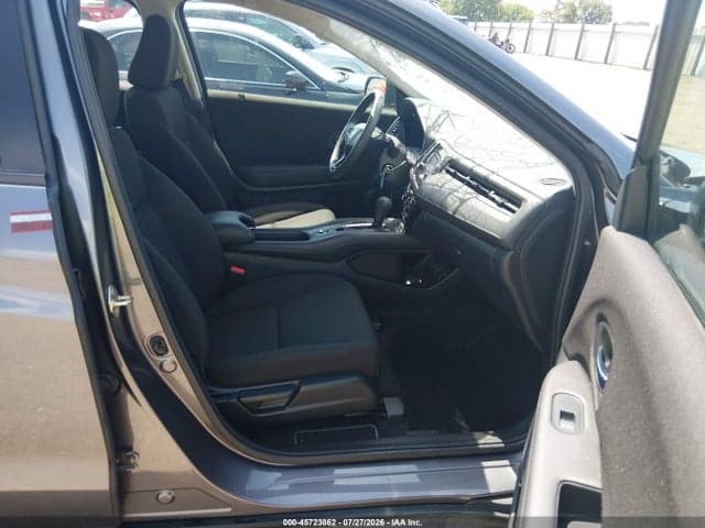 2017 HONDA HR-V LX 5