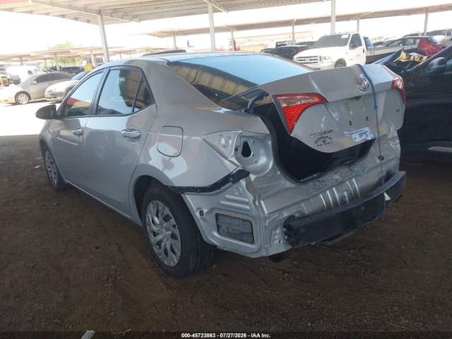 2017 TOYOTA COROLLA LE 3