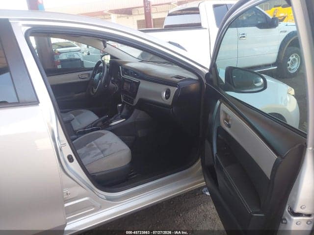 2017 TOYOTA COROLLA LE 5