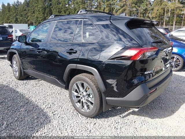 2025 TOYOTA RAV4 XLE PREMIUM 3