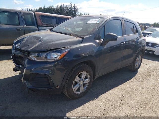 2020 CHEVROLET TRAX AWD LS 2