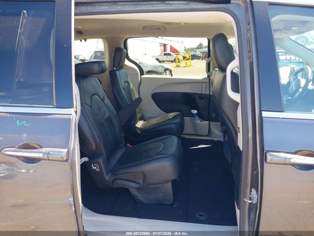2017 CHRYSLER PACIFICA TOURING-L 8