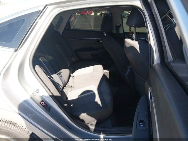 2021 HYUNDAI SONATA SE 8
