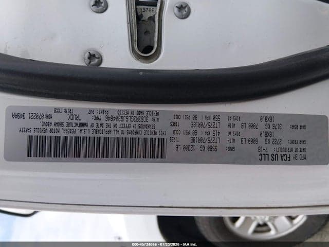 2018 RAM 3500 TRADESMAN 4X4 8' BOX 9