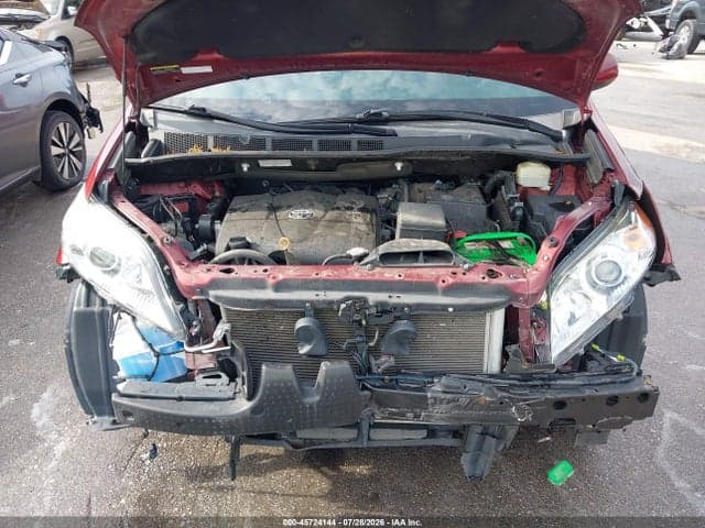 2017 TOYOTA SIENNA XLE 7 PASSENGER 10