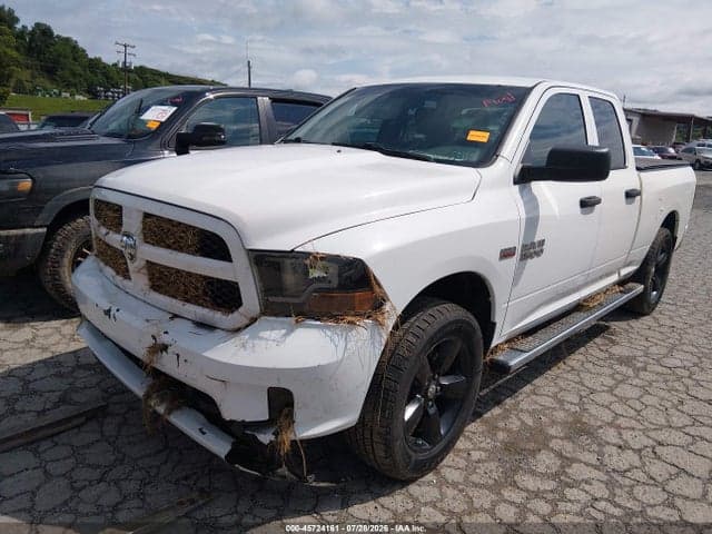 2018 RAM 1500 EXPRESS 4X4 6'4 BOX 2