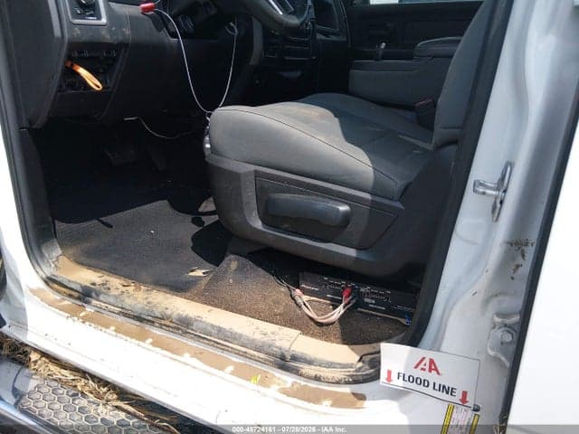 2018 RAM 1500 EXPRESS 4X4 6'4 BOX 6