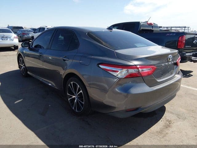 2019 TOYOTA CAMRY LE 3