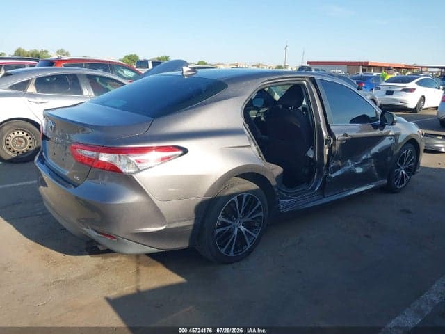 2019 TOYOTA CAMRY LE 4