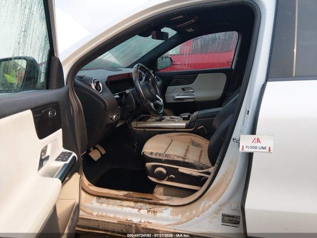 2022 MERCEDES-BENZ GLA 250 4MATIC 6