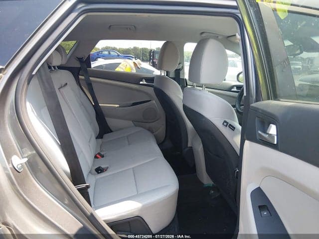 2020 HYUNDAI TUCSON VALUE 8