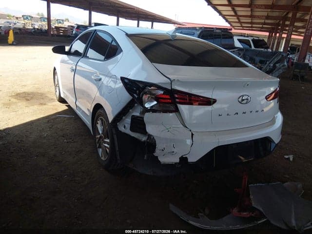 2020 HYUNDAI ELANTRA SEL 3