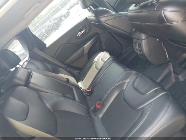 2019 JEEP CHEROKEE LATITUDE PLUS 4X4 8