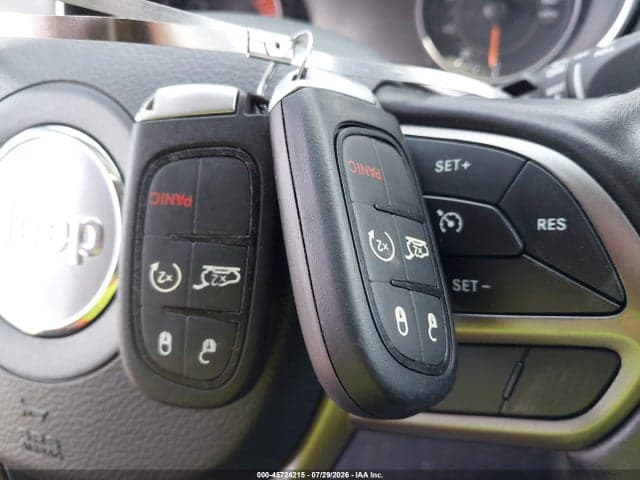 2021 JEEP CHEROKEE LATITUDE LUX 4X4 11