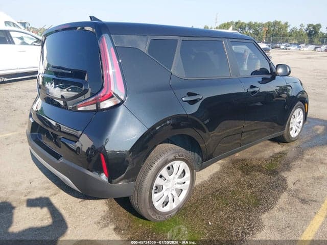 2025 KIA SOUL LX 4