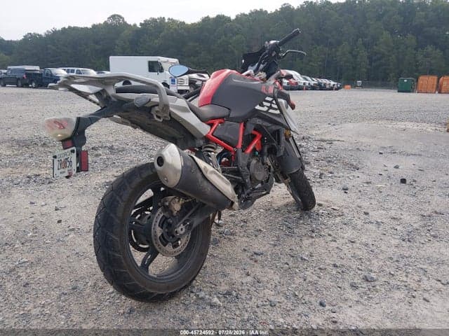 2025 BMW G310 GS 4