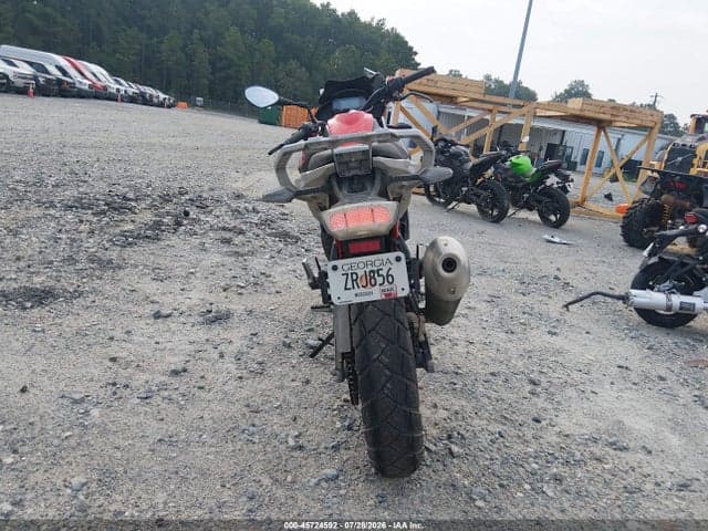 2025 BMW G310 GS 6
