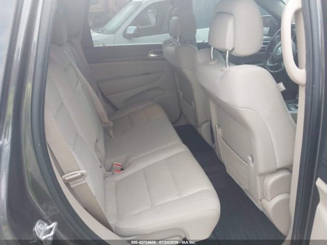 2020 JEEP GRAND CHEROKEE LAREDO E 4X4 8