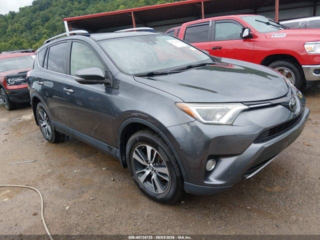 2017 TOYOTA RAV4 XLE 1