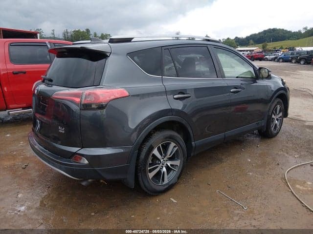 2017 TOYOTA RAV4 XLE 4