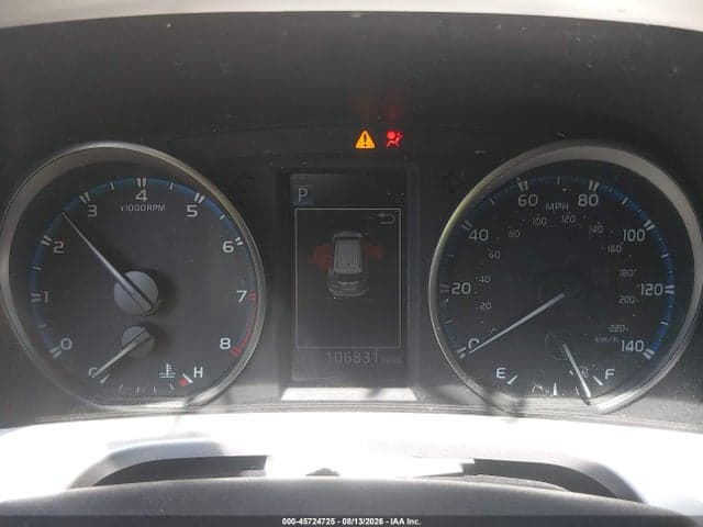 2017 TOYOTA RAV4 XLE 7